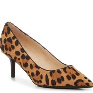 Nine West Leopard Print Kitten Heel sz 8